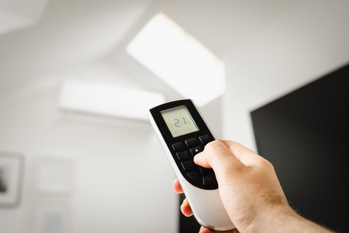 Wall-mounted ductless mini-split with remote